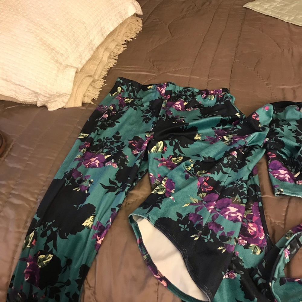 Two piece pant set